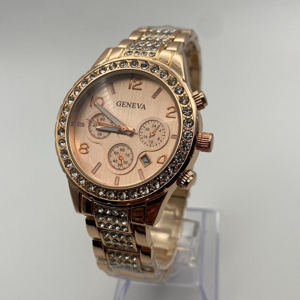 Elegant Geneva Platinum Rose Gold Crystal Bezel Watch New Battery